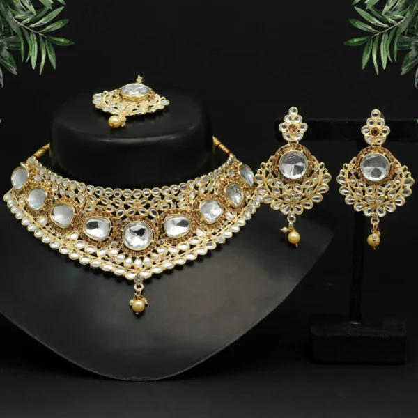 Gold Color Choker Kundan Necklace Set