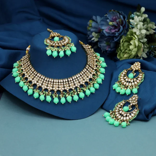 Parrot Green Color Kundan Necklace Set