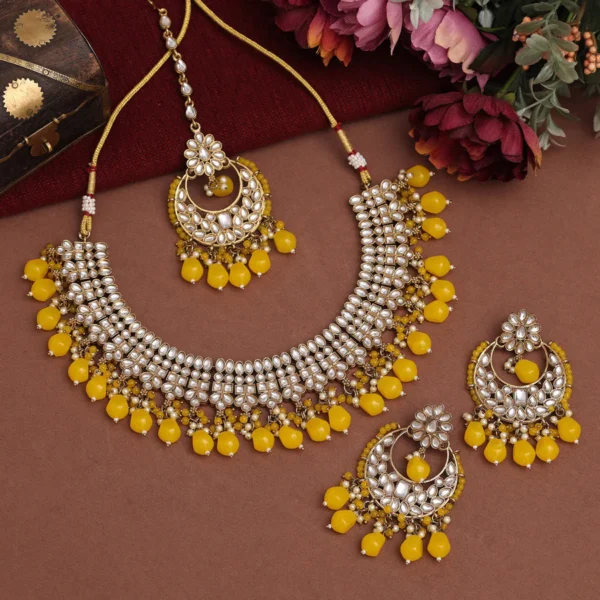 Yellow Color Kundan Necklace Set