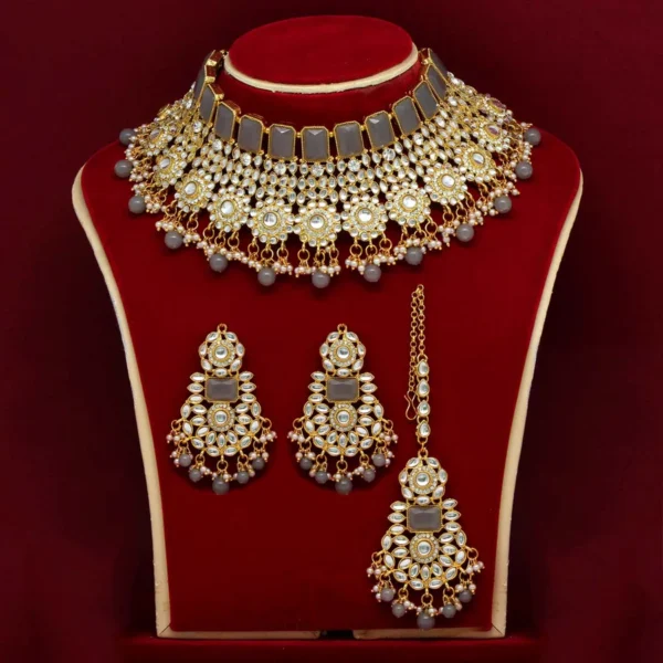 Grey Color Kundan Necklace Set